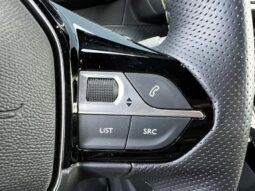 Peugeot 208 GT / Carplay / LED complet