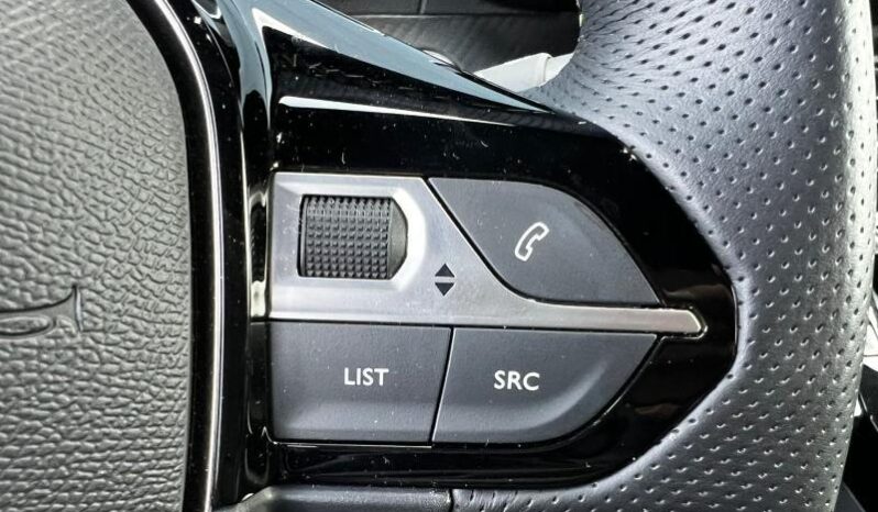 Peugeot 208 GT / Carplay / LED complet