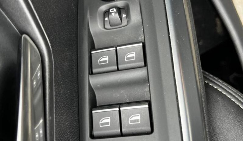 Peugeot 5008 GT / Hybrid 136 / E-DSC6 complet