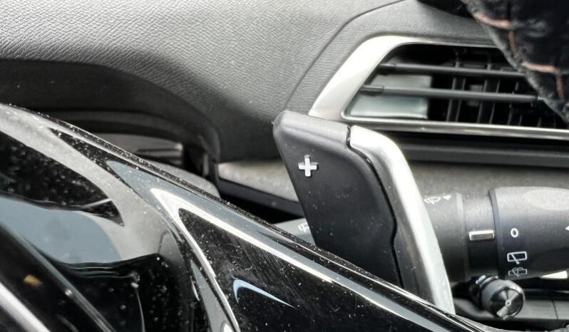 Peugeot 5008 GT / EAT8 / 1.5 BlueHDI complet