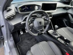 Peugeot 208 GT / Carplay / LED complet