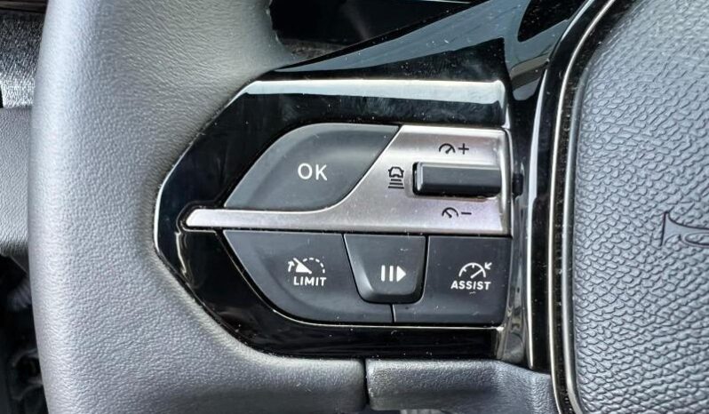 Peugeot 408 Allure / EAT8 / GPS complet