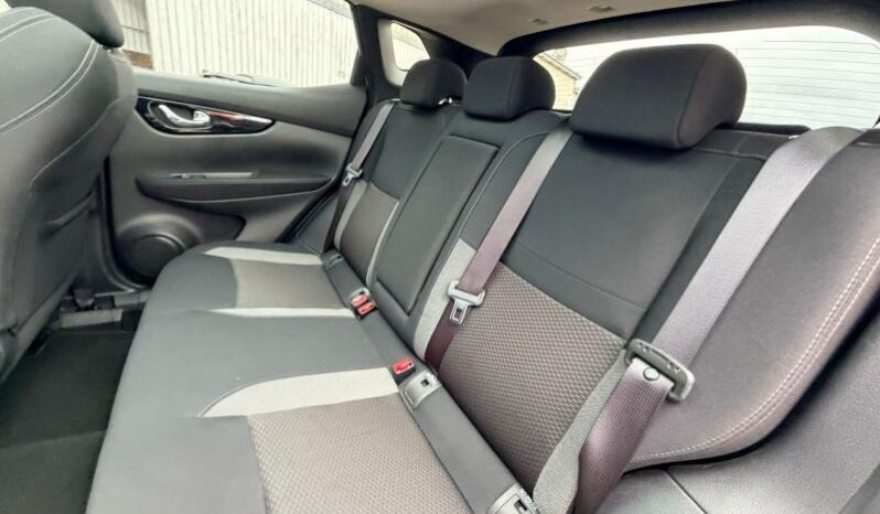 Nissan Qashqai 1.3 DIG-T / DCT7 / N-Connecta complet