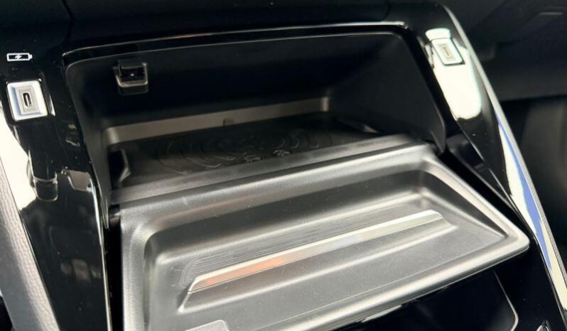 Peugeot 2008 Allure / MHEV / E-DSC6 complet