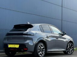 Peugeot 208 GT / Carplay / LED complet