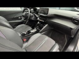Peugeot 2008 GT / EAT8 / 130ch complet