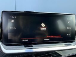 Peugeot 2008 Allure Pack / Carplay / LED complet