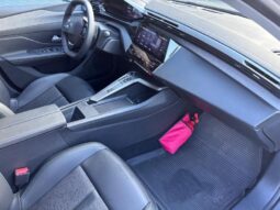 Peugeot 308 Allure / EAT8 / Carplay complet