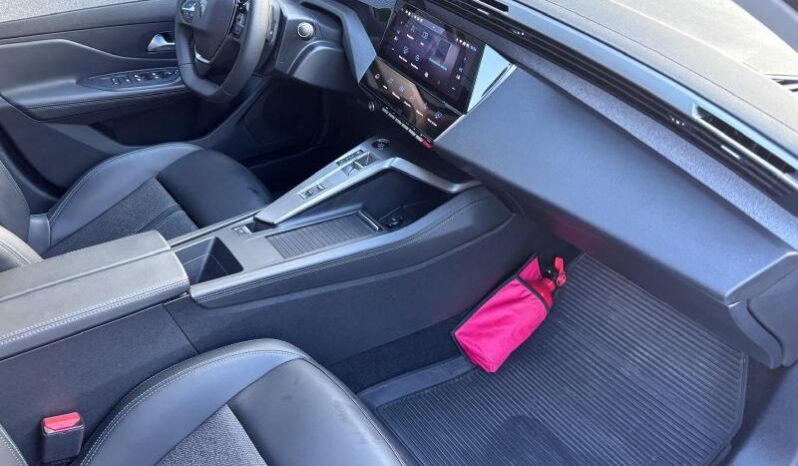 Peugeot 308 Allure / EAT8 / Carplay complet