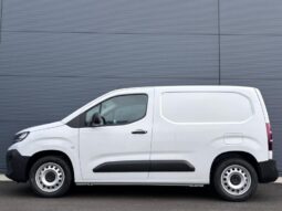 Peugeot Partner STANDARD LIGHT / EAT8 complet