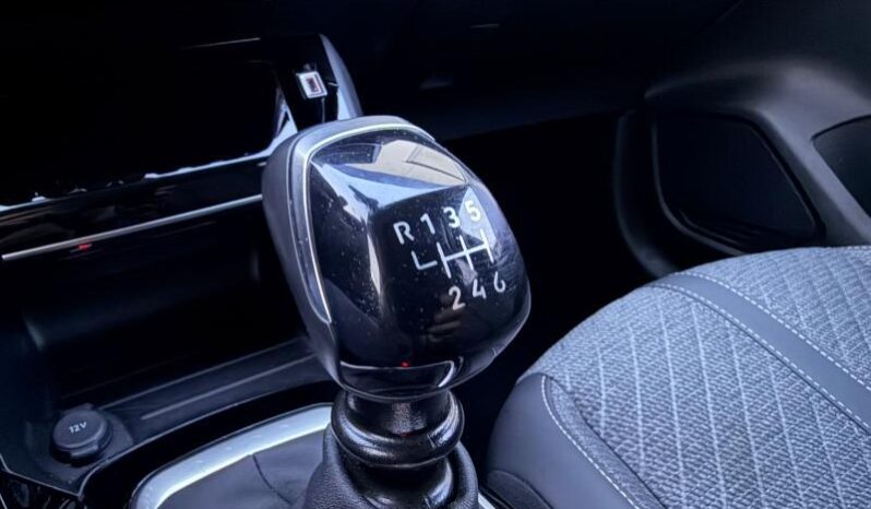 Peugeot 208 Allure / LED / Carplay complet
