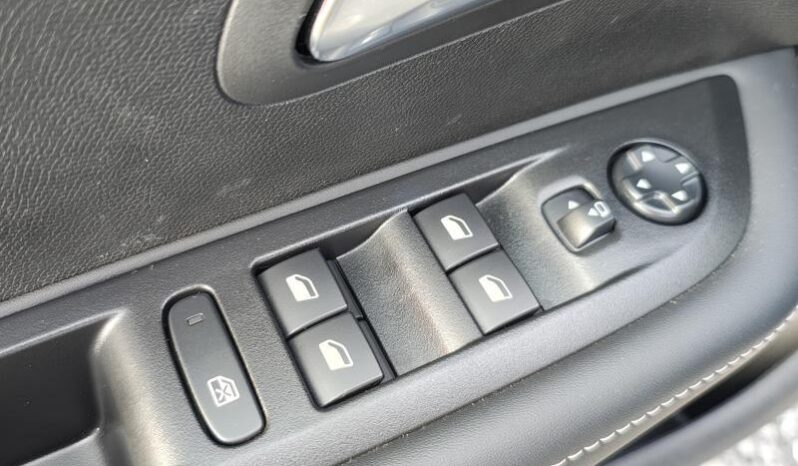 Peugeot 208 Allure / LED / Carplay complet