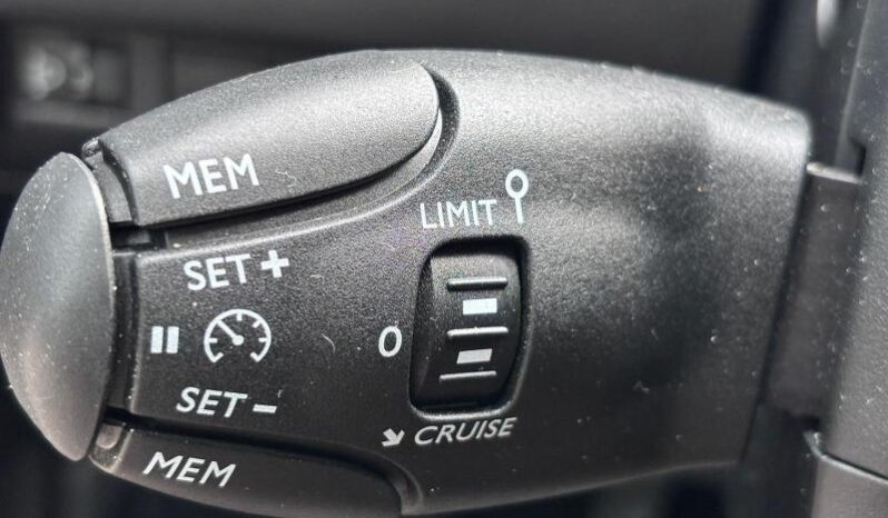 Peugeot 208 Allure / LED / GPS complet