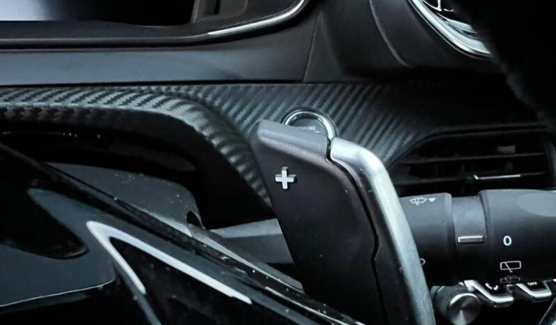 Peugeot 208 Allure / Hybrid complet