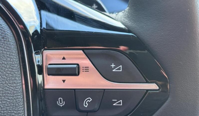 Peugeot 308 Allure / EAT8 / Carplay complet