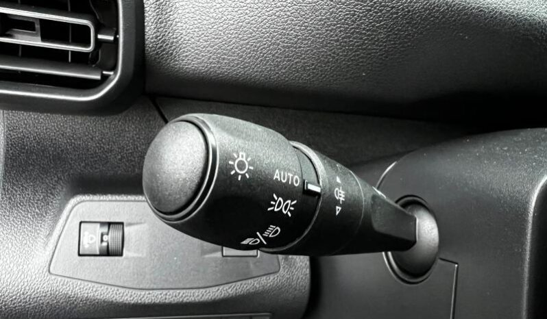 Peugeot Partner LIGHT STANDARD / EAT8 / 130ch complet