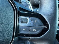 Peugeot 208 Allure / E-DSC6 / MHEV complet