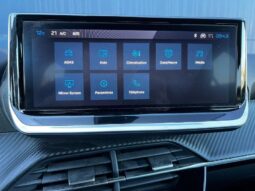 Peugeot 208 Allure / E-DSC6 / MHEV complet