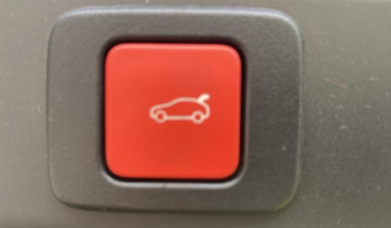 Peugeot 3008 GT / MHEV / E-DSC6 complet