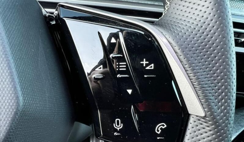 Peugeot 5008 GT complet