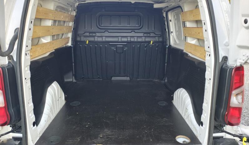 Citroen Berlingo Light / Taille M / GPS complet