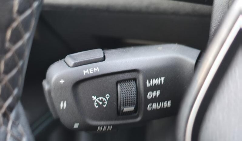 Peugeot 3008 Allure Pack / 1.5 BlueHDI complet