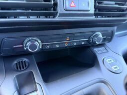 Peugeot Partner EAT8 / 130ch / Standard Light complet