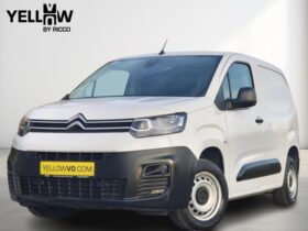 Citroen Berlingo Light / Taille M / GPS