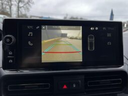 Peugeot Partner LIGHT STANDARD / EAT8 / 130ch complet