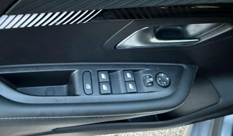 Peugeot 208 Allure complet