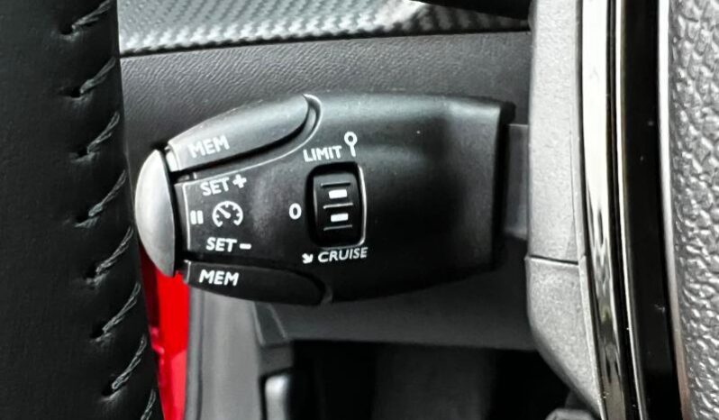 Peugeot 208 ALLURE complet