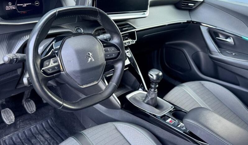 Peugeot 2008 Allure Pack / Carplay / LED complet