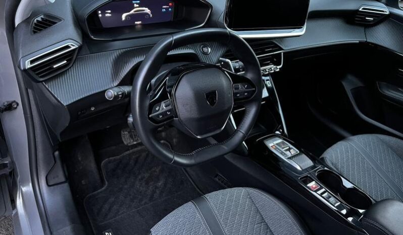 Peugeot 208 Allure / Hybrid complet
