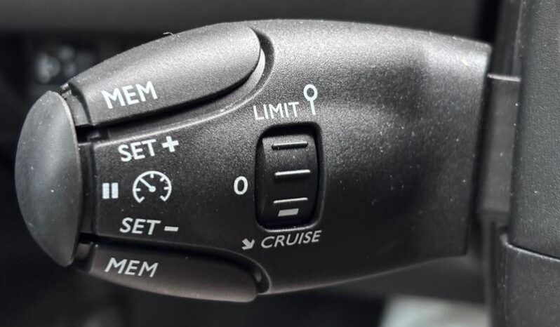 Peugeot 208 Allure / LED / GPS complet