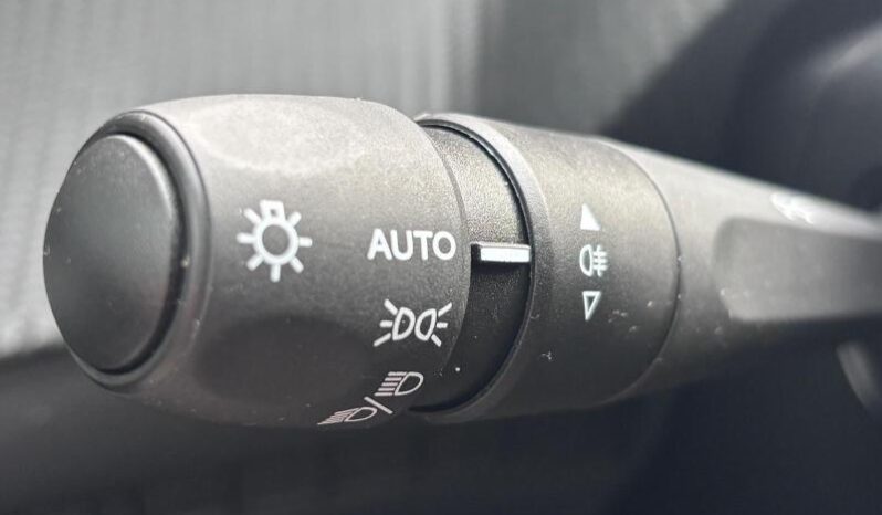 Peugeot 208 Allure / LED / GPS complet