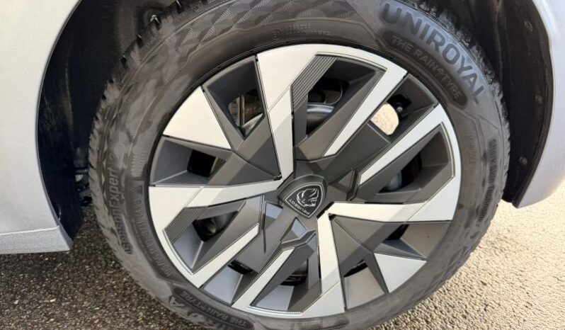 Peugeot 208 Active / 6000km! / Carplay complet