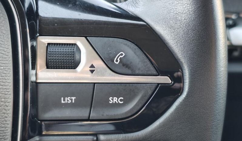 Peugeot 3008 Allure Pack / 1.5 BlueHDI complet