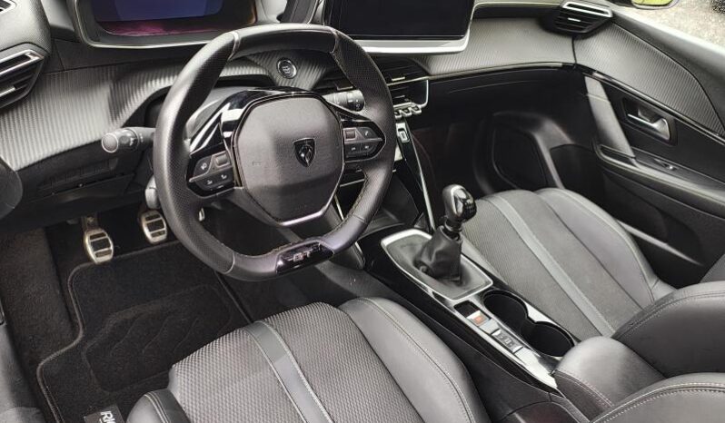 Peugeot 208 GT complet