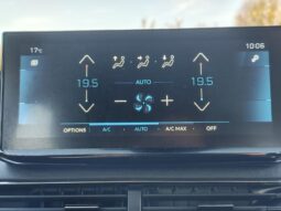 Peugeot 3008 Allure Pack / 1.5 BlueHDI complet