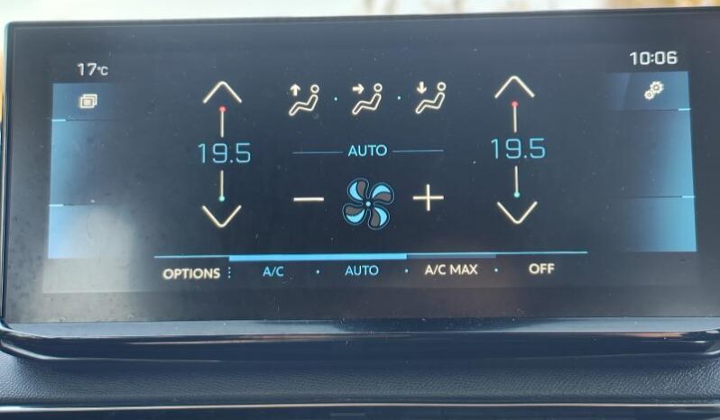 Peugeot 3008 Allure Pack / 1.5 BlueHDI complet