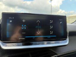 Peugeot 2008 GT / EAT8 / 1.5 BlueHDi complet