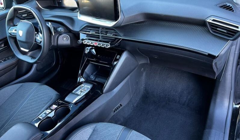 Peugeot 208 Allure / E-DSC6 / MHEV complet