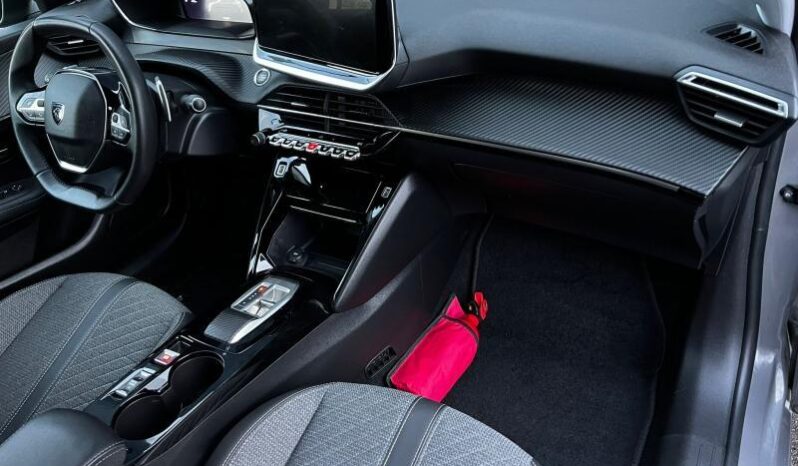 Peugeot 208 Allure / Hybrid complet