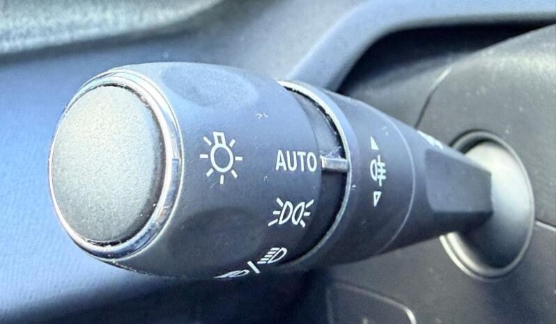 Peugeot 308 Allure / Hybrid / E-DSC6 complet