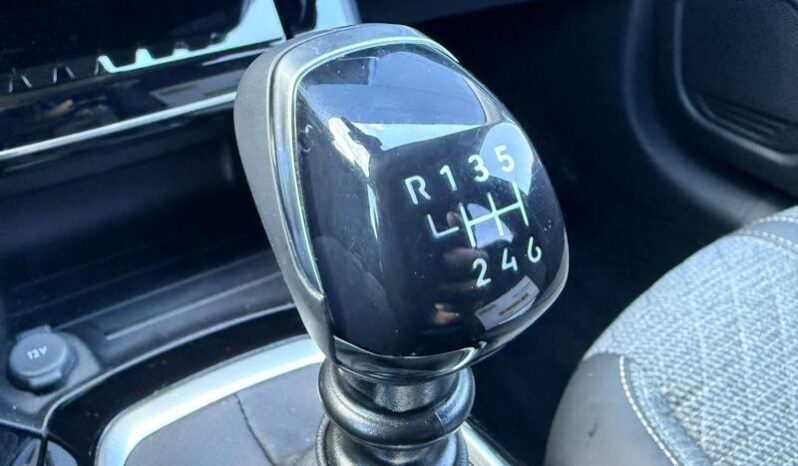 Peugeot 208 Allure / GPS / LED complet