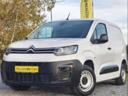 Citroen Berlingo Light / Taille M / GPS