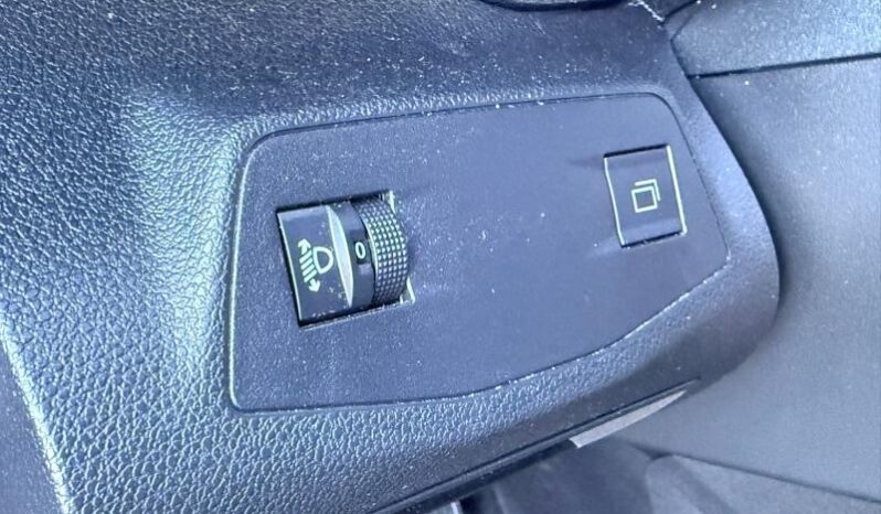 Peugeot Partner EAT8 / 130ch / Standard Light complet