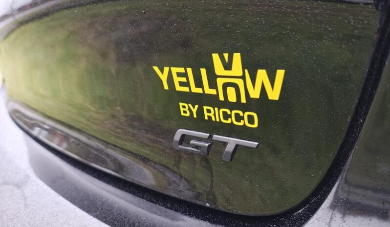 Peugeot 208 GT complet