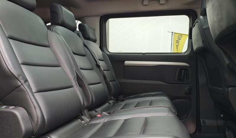 Peugeot Traveller Allure complet