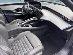 Peugeot 3008 325 Dual Motor / Launch Edition complet